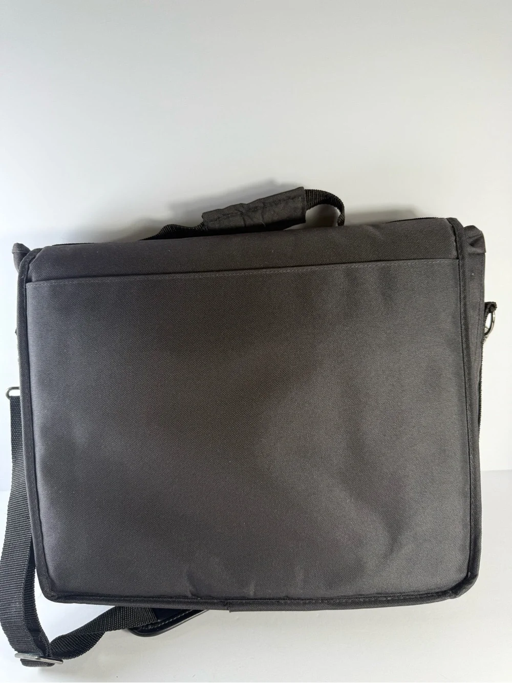 Micron Electronics - Heavy Duty - Padded Laptop Briefcase - Bag Black